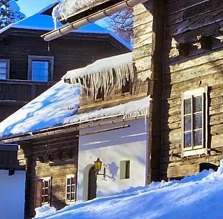 Naturel Hoteldorf Schoenleitn 4* ファアーク・アム・ゼー